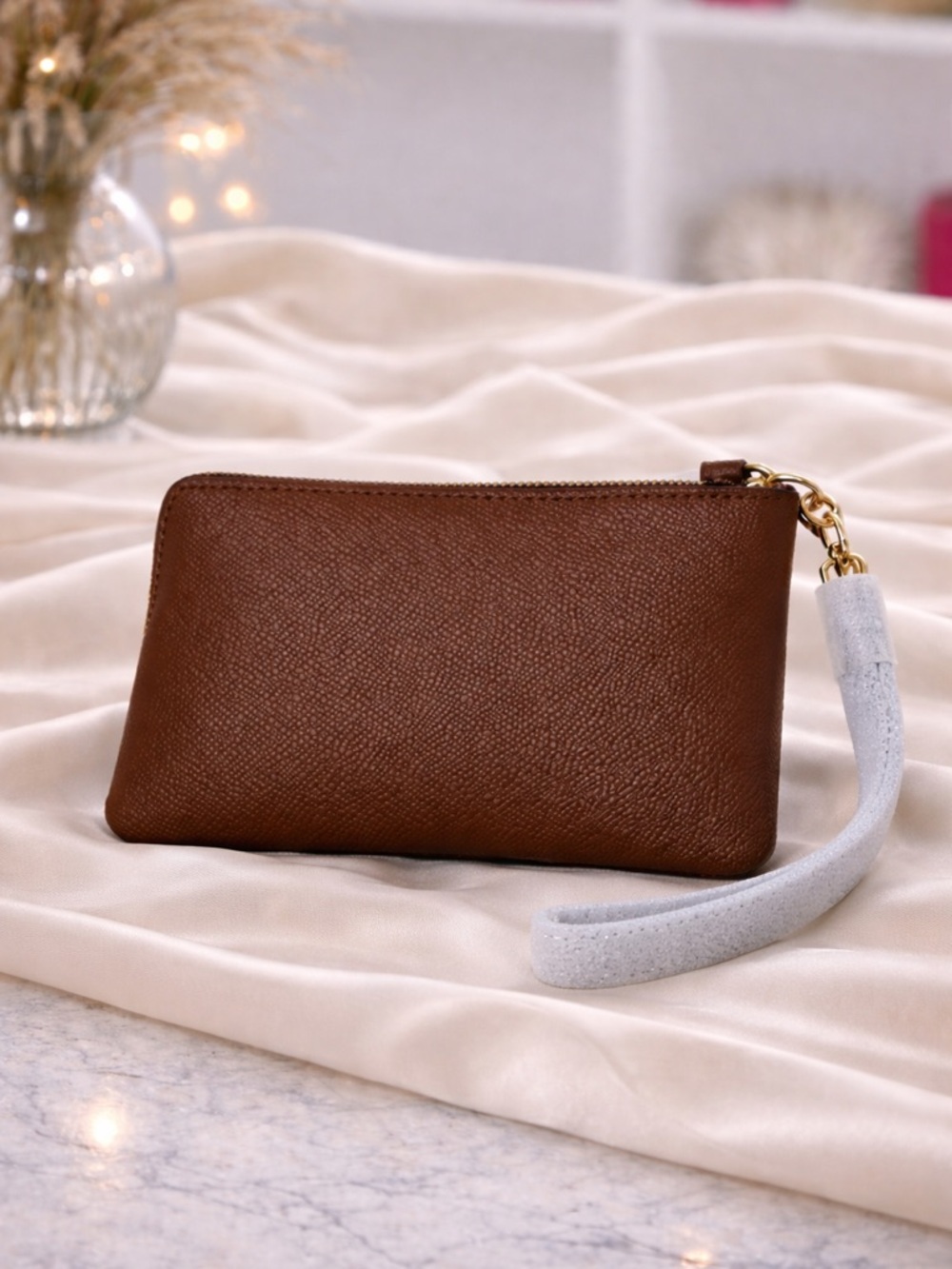 Coach Brown Pebbled Leather Wristlet Zip Pouch NWT - Picture 2 of 6